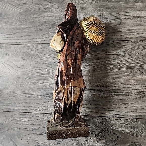 Vintage Mexican Folk Art Paper Mache Figure Handmade Authentic Hardworking Woman - Picture 2 of 4